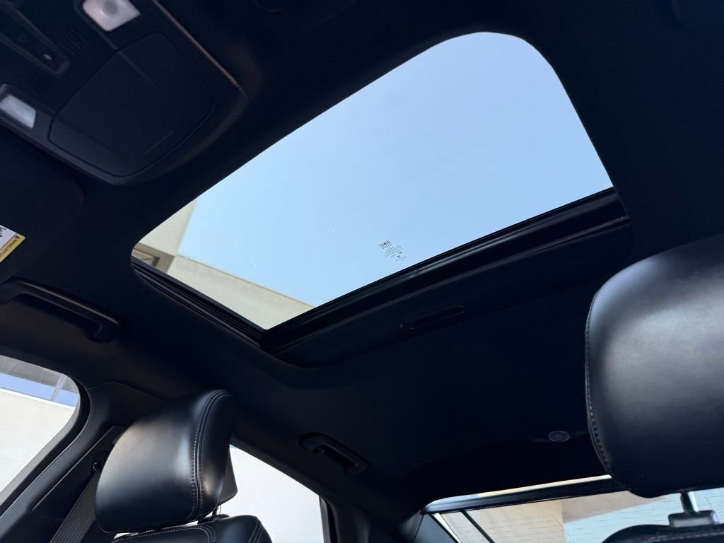 Used 2019 Lincoln MKZ Reserve image 2