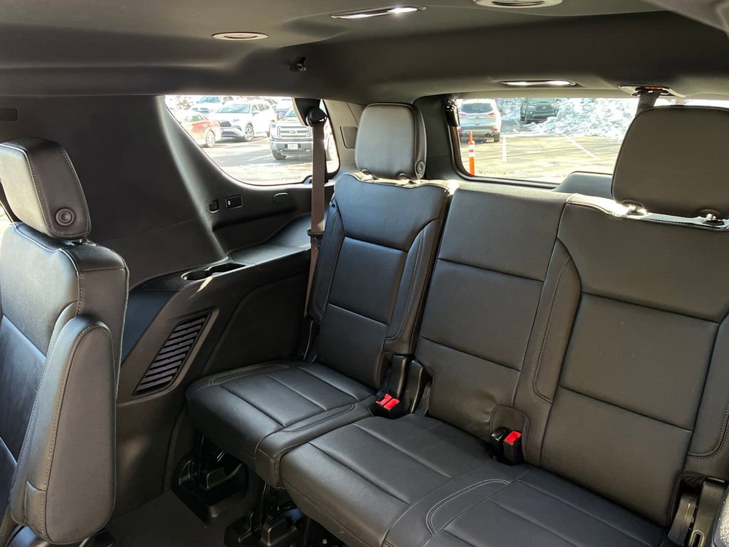 Used 2024 Chevrolet Tahoe LT w/ Luxury Package image 21