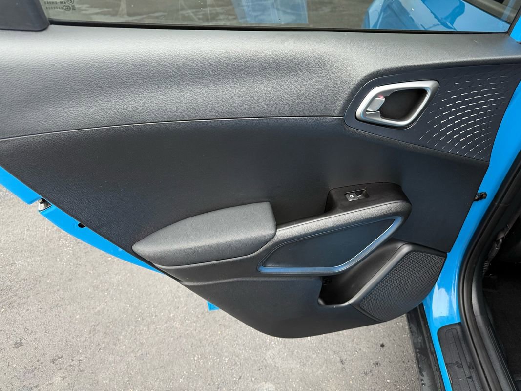 Used 2023 Kia Soul EX image 20