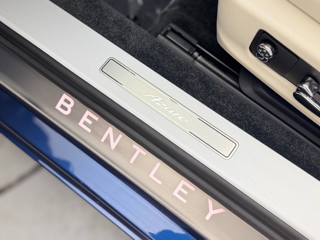 New 2024 Bentley Continental GT Azure image 43