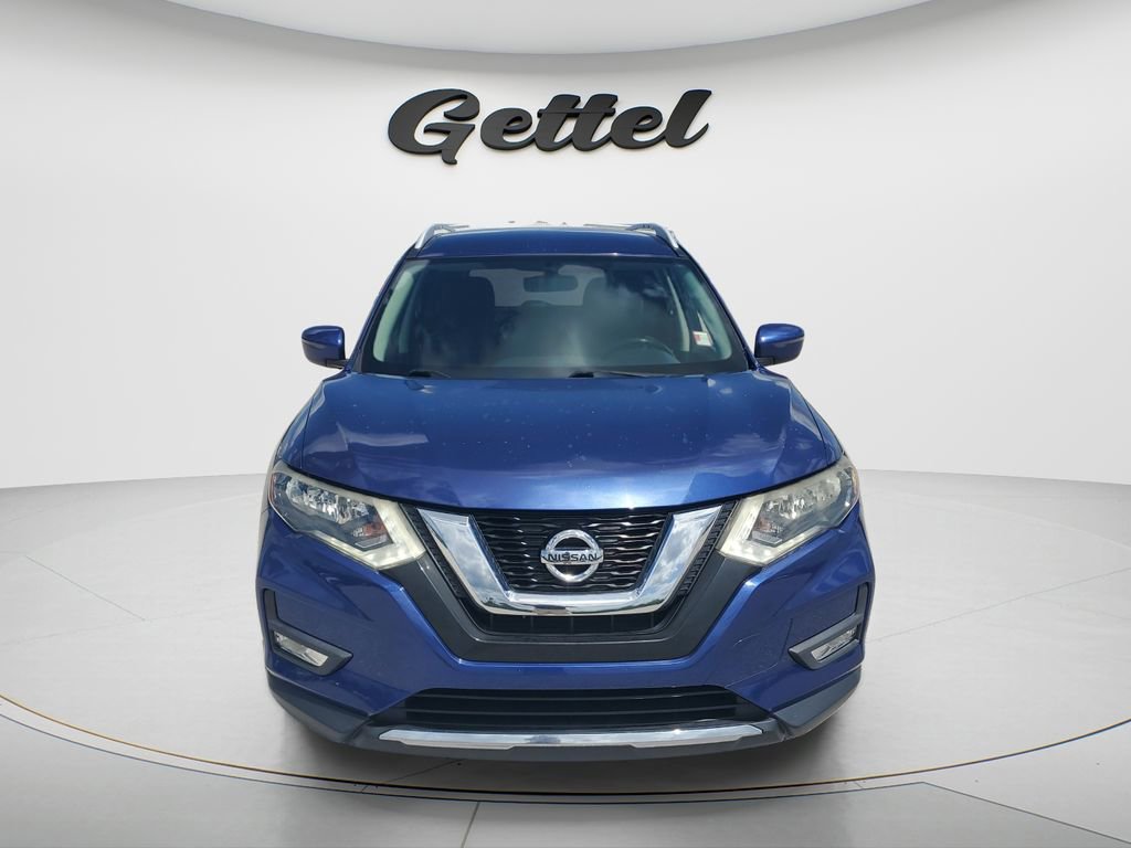 Used 2017 Nissan Rogue SV image 16