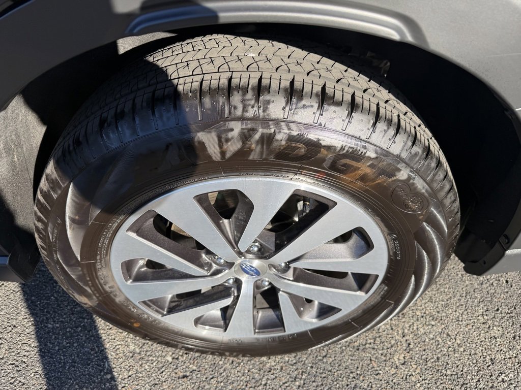 Used 2025 Subaru Outback Premium w/ Popular Package #1 image 11