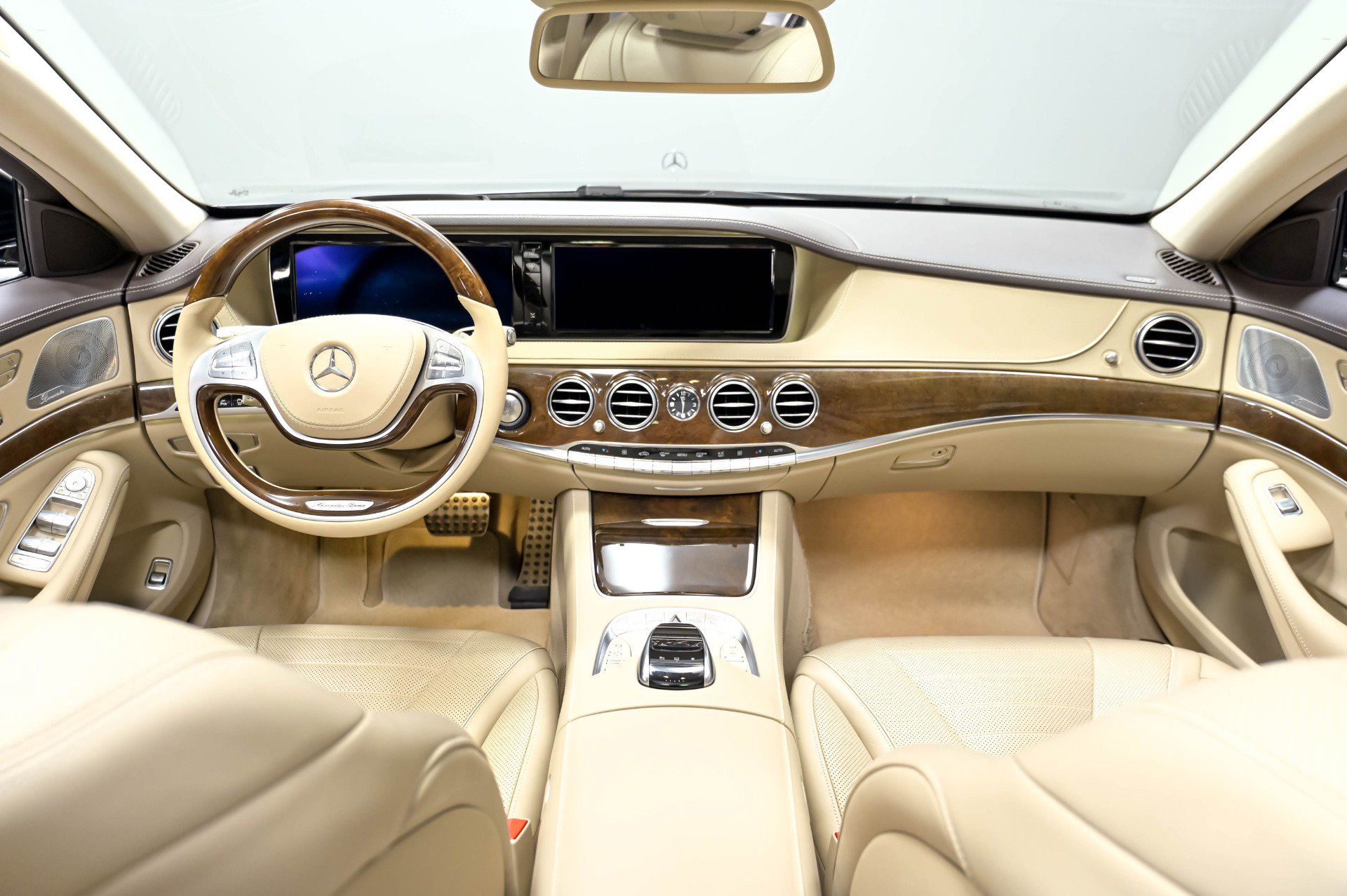 Used 2016 Mercedes-Benz S 550 4MATIC Sedan image 12