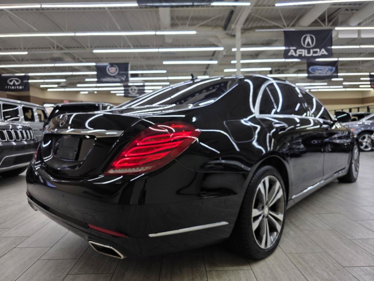Used 2017 Mercedes-Benz S 550 Sedan image 7