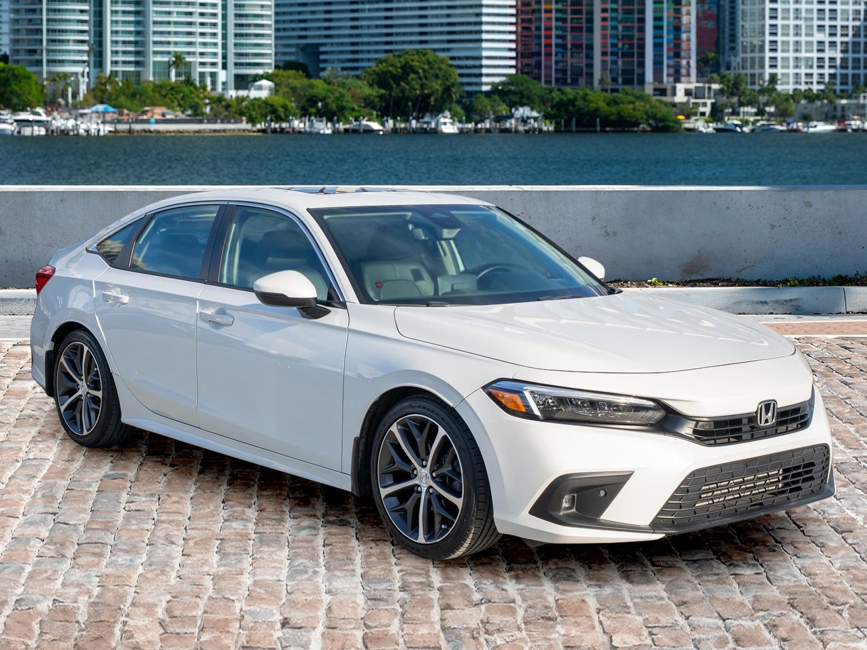 Certified 2023 Honda Civic Touring image 3