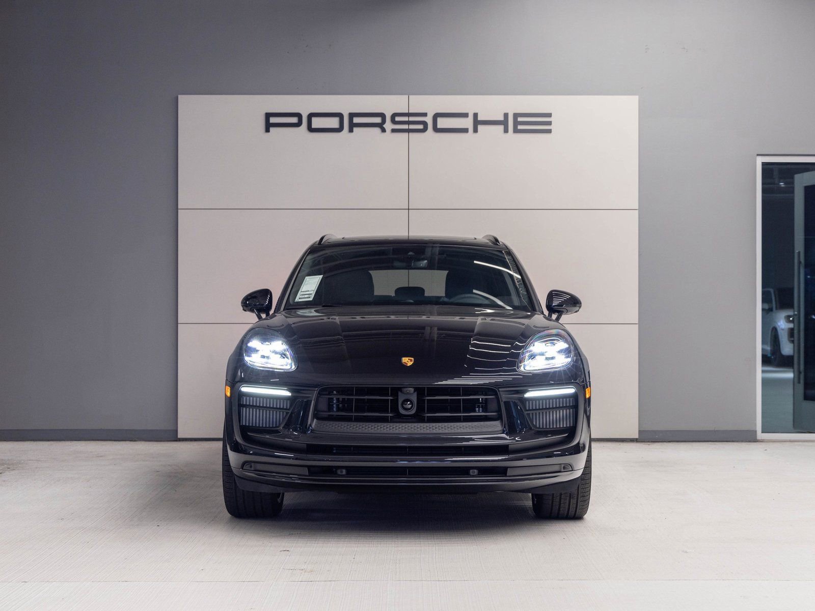 Certified 2026 Porsche Macan S image 10