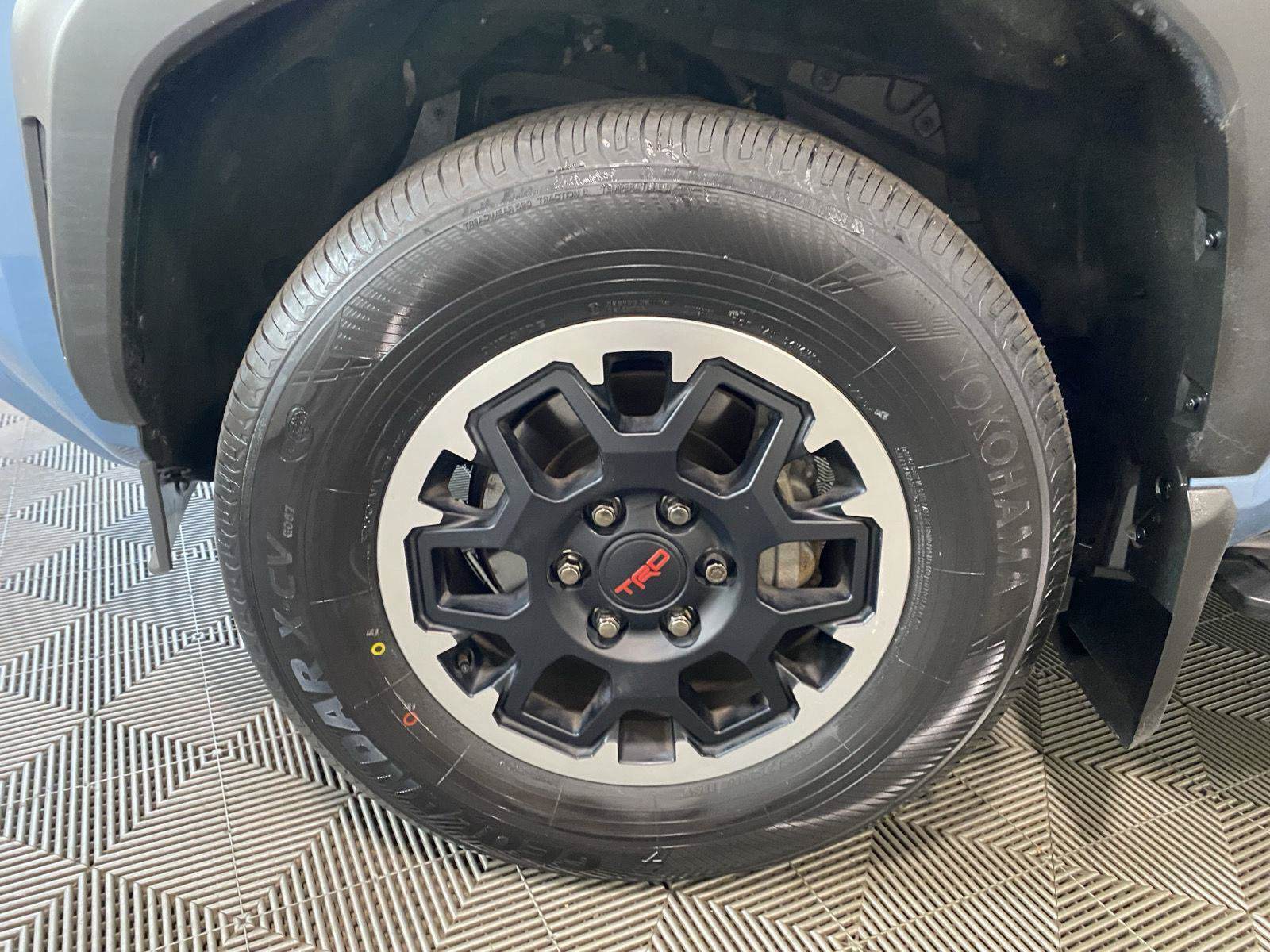Certified 2025 Toyota 4Runner TRD Off-Road Premium AWD/4WD image 12