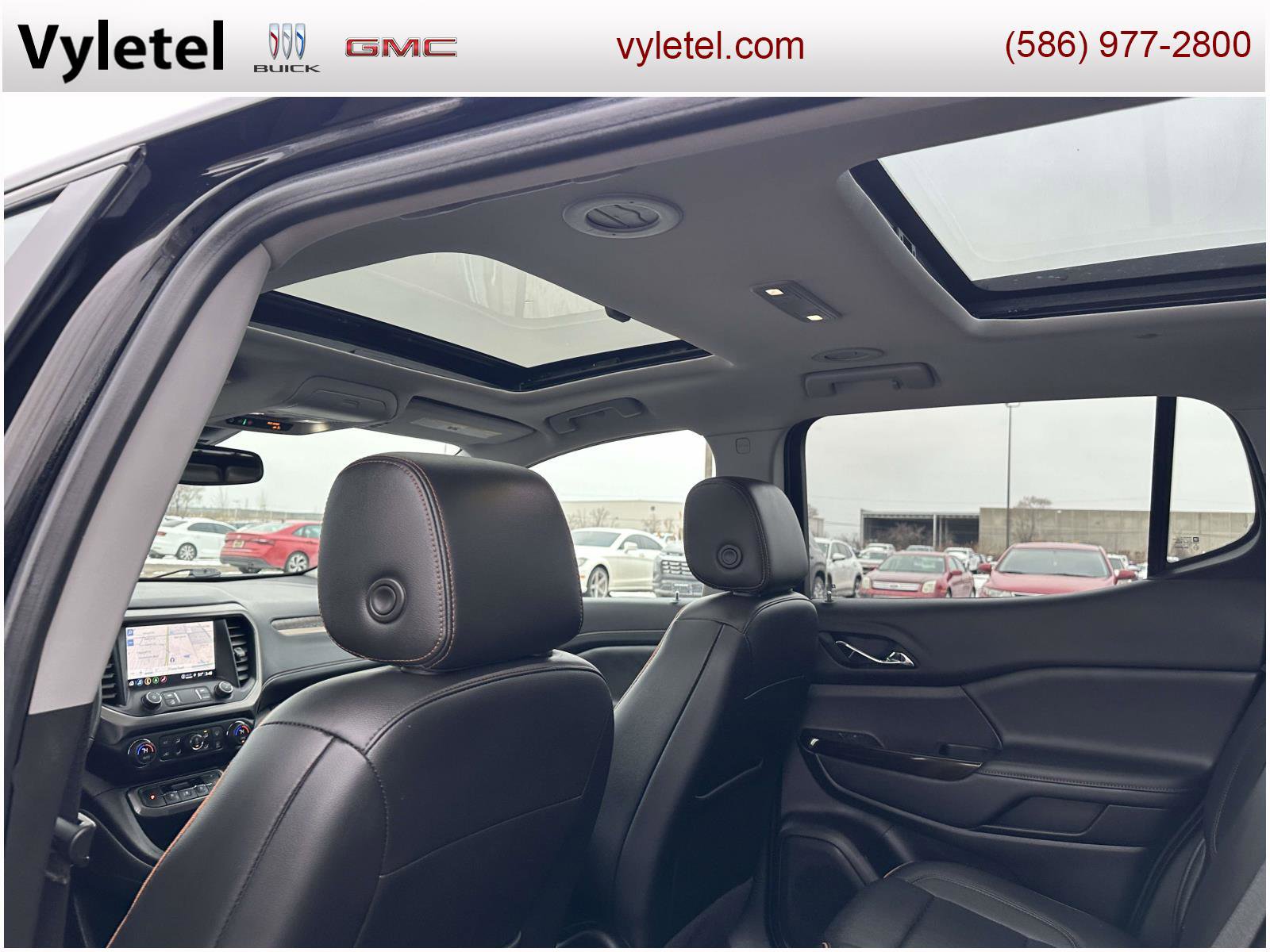 Used 2023 GMC Acadia AT4 w/ Technology Package image 15