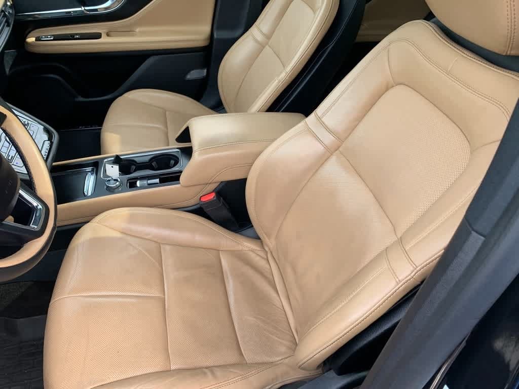Used 2020 Lincoln Corsair Reserve w/ Equipment Group 201A AWD/4WD image 15