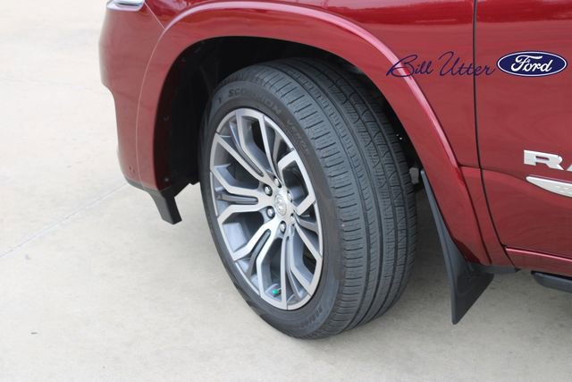 Used 2025 RAM 1500 Tungsten w/ Towing Technology Group AWD/4WD image 9