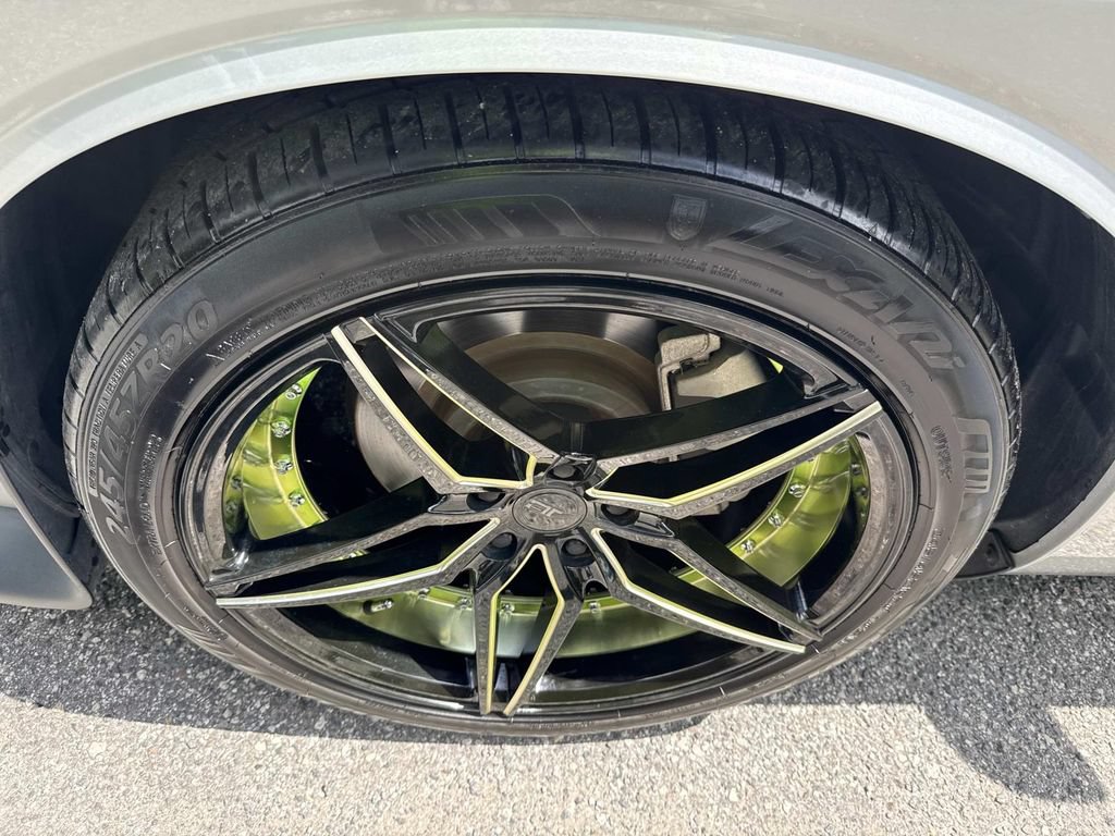 Used 2022 Dodge Challenger R/T w/ Blacktop Package RWD image 11