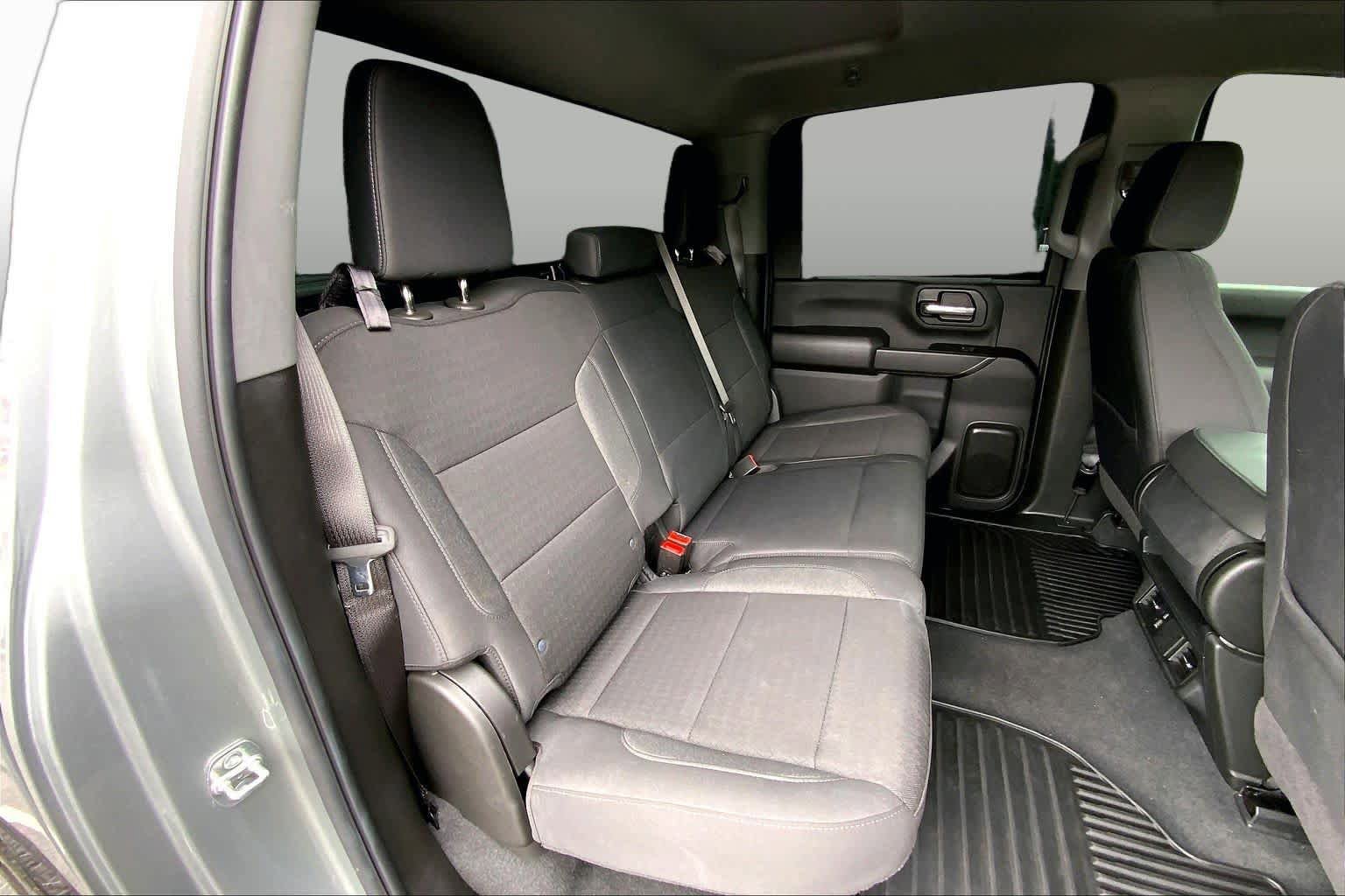Used 2025 Chevrolet Silverado 2500 Custom w/ Custom Value Package AWD/4WD image 19