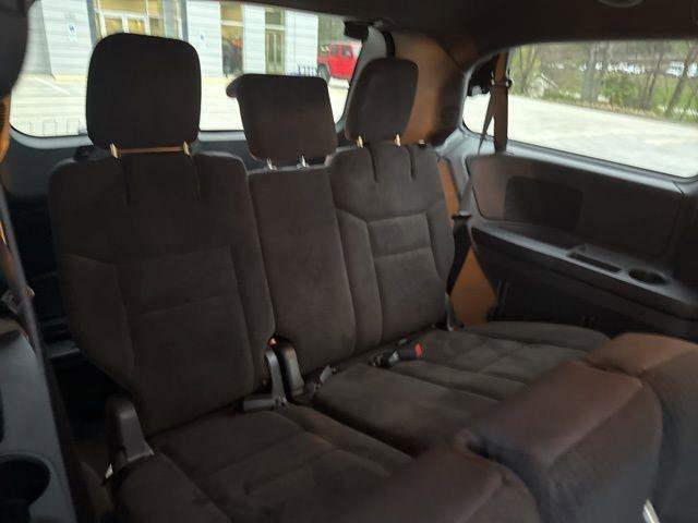 Used 2018 Dodge Grand Caravan SE image 34