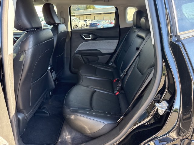 Used 2022 Jeep Compass Latitude AWD/4WD image 16