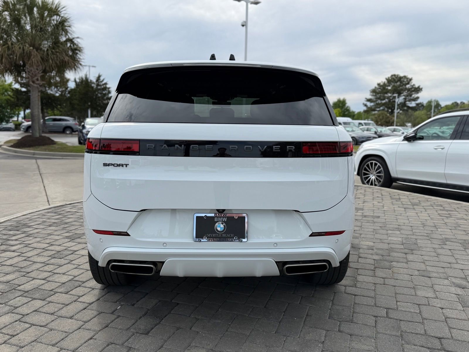 Used 2024 Land Rover Range Rover Sport Dynamic SE image 10