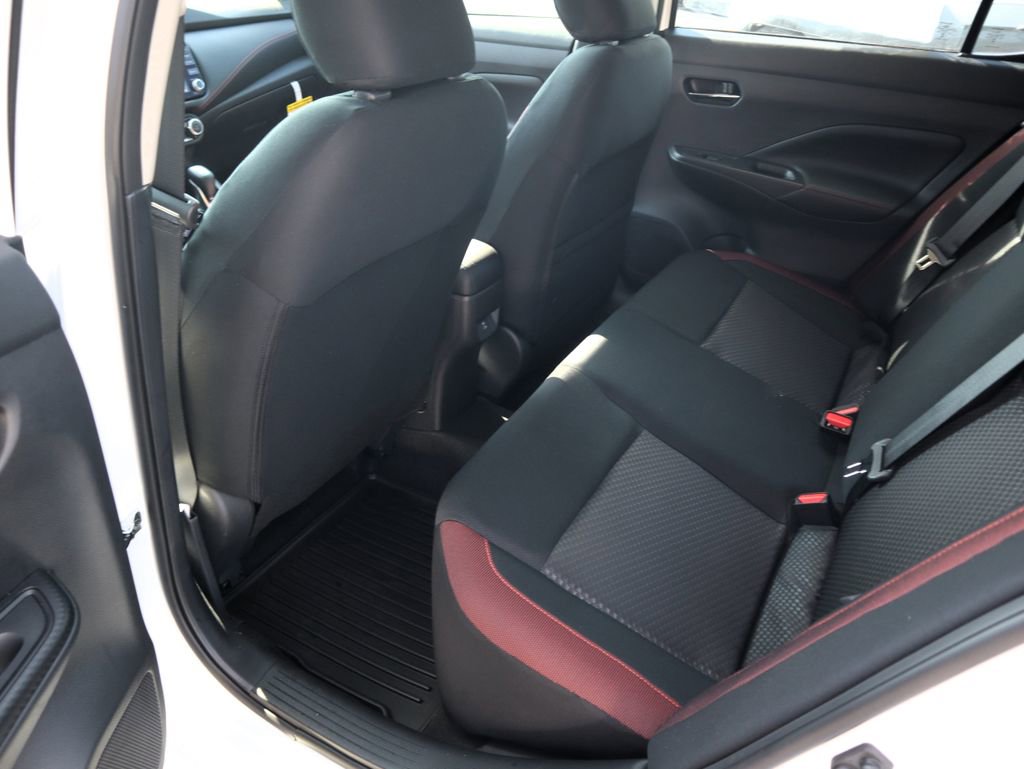 New 2025 Nissan Versa SR w/ Trunk Package FWD image 10