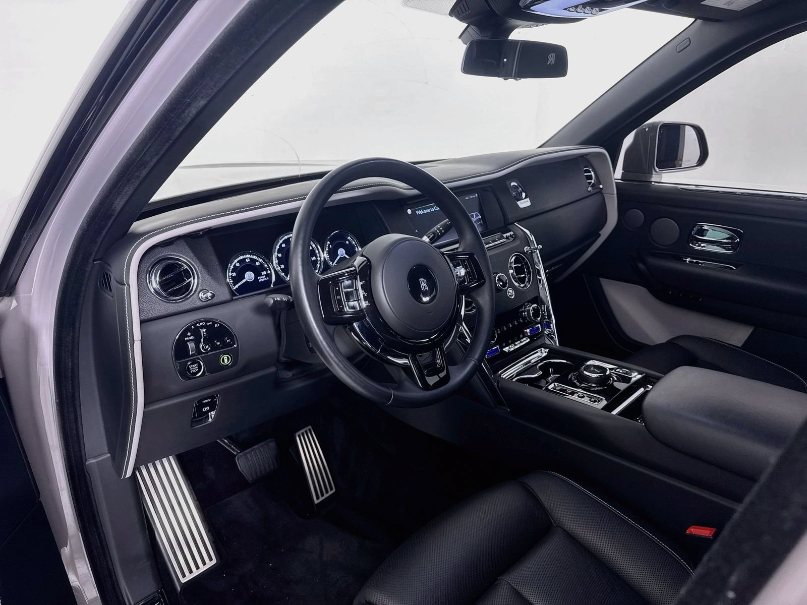 Certified 2021 Rolls-Royce Cullinan AWD/4WD image 11