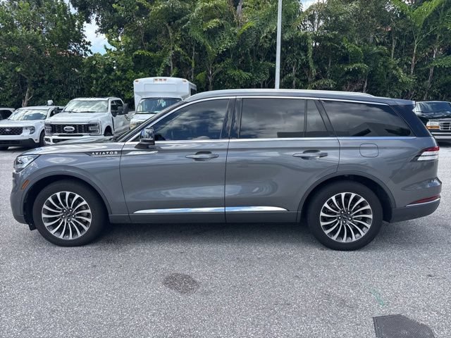Used 2022 Lincoln Aviator Reserve RWD image 3