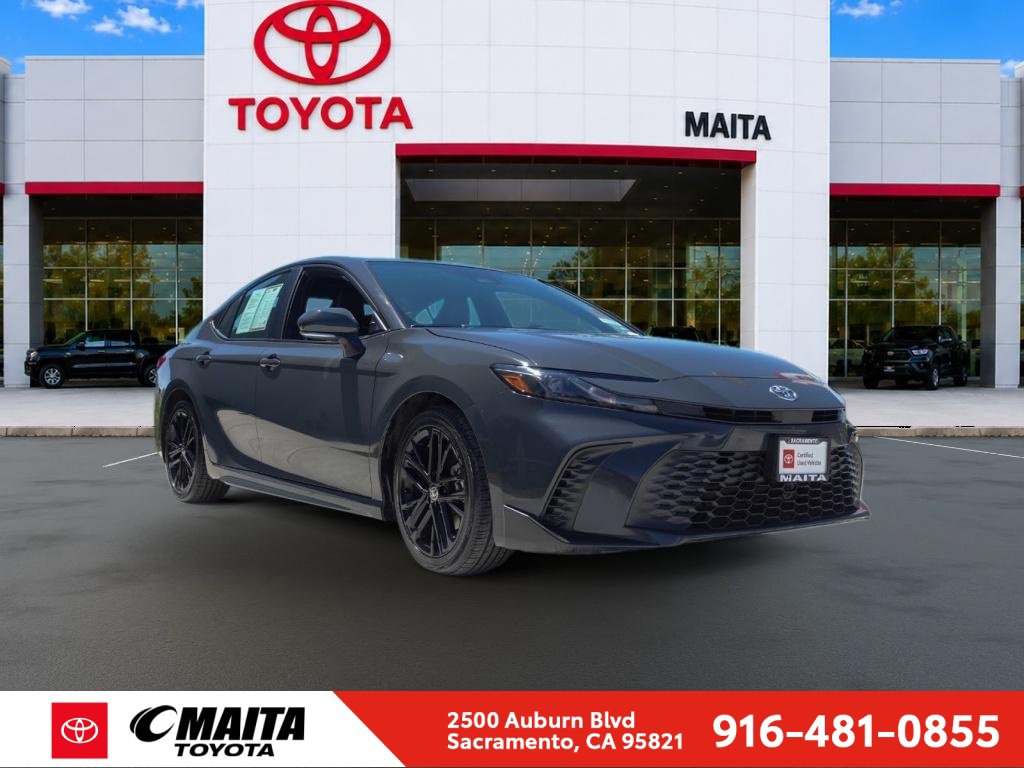 Used 2025 Toyota Camry SE