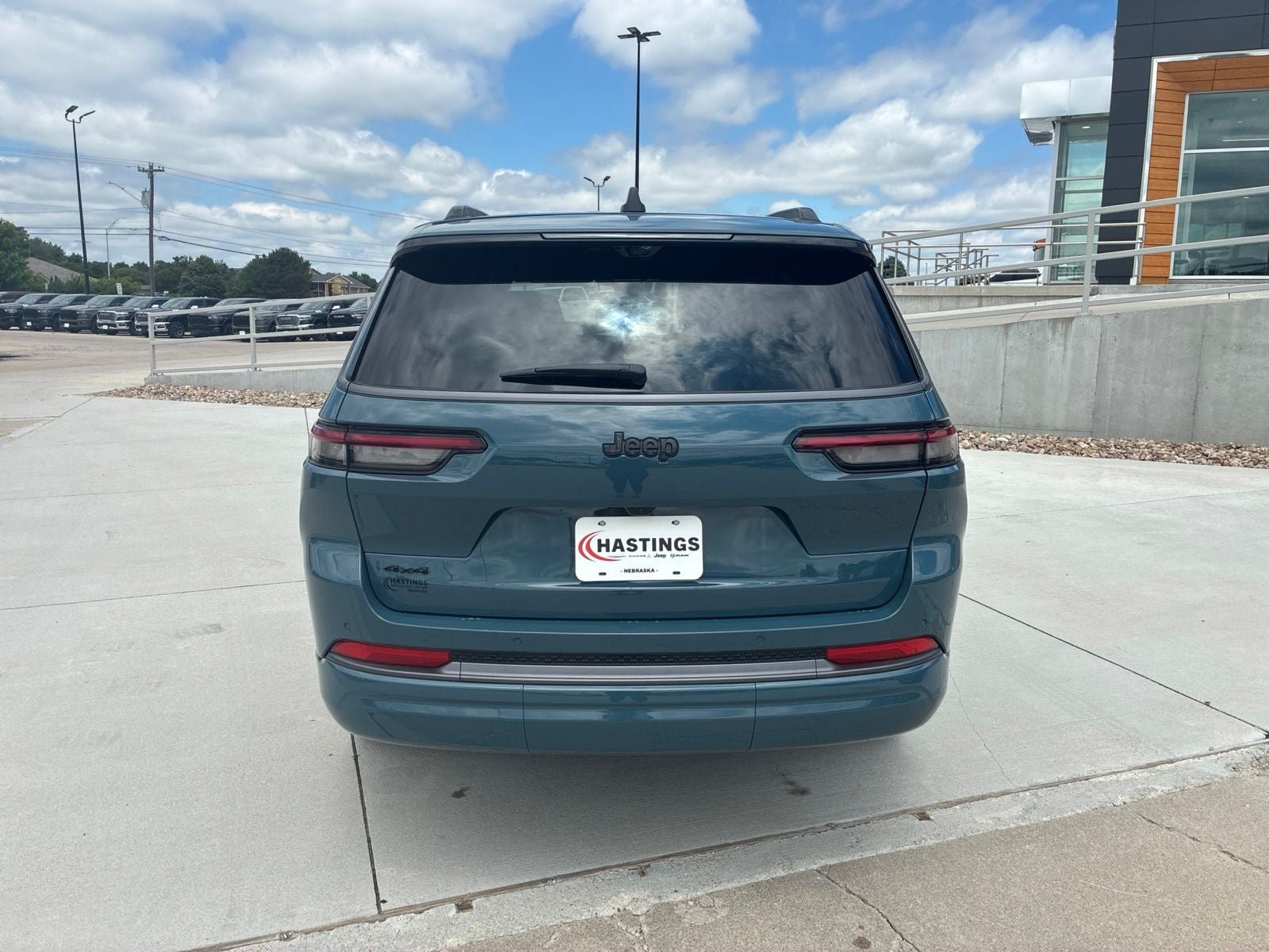 New 2026 Jeep Grand Cherokee L Limited AWD/4WD image 4