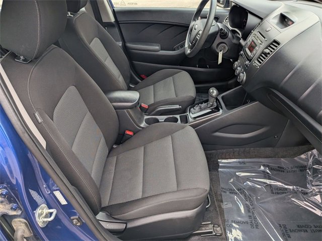 Used 2017 Kia Forte LX image 27