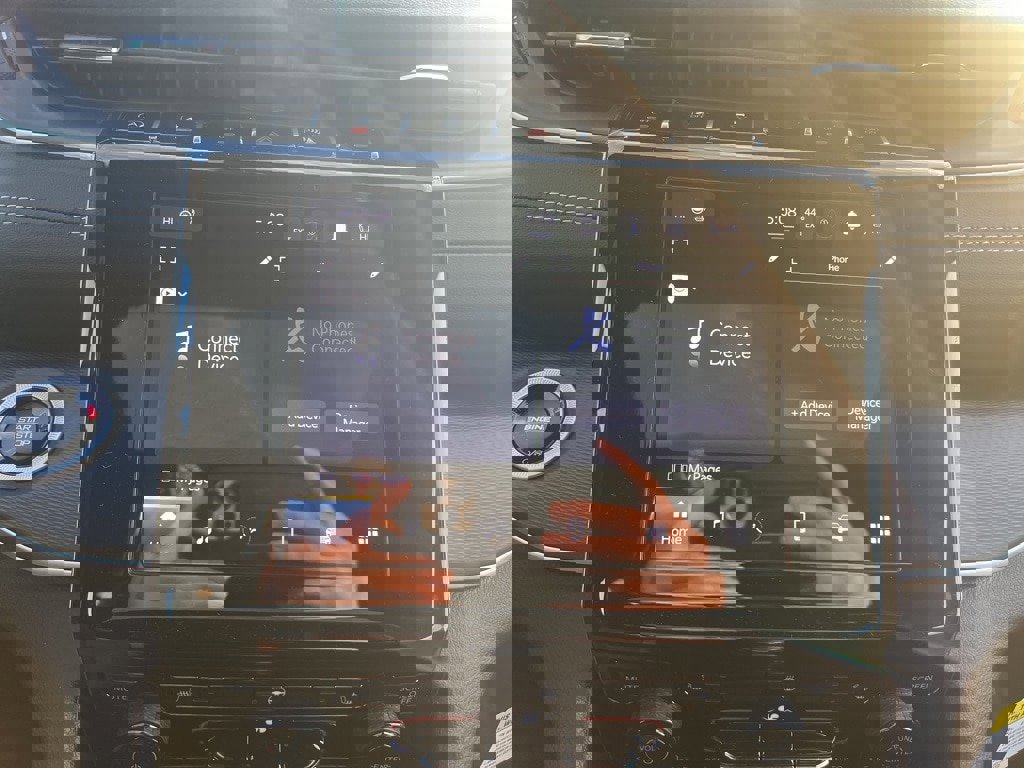 New 2025 Jeep Grand Cherokee Altitude image 28