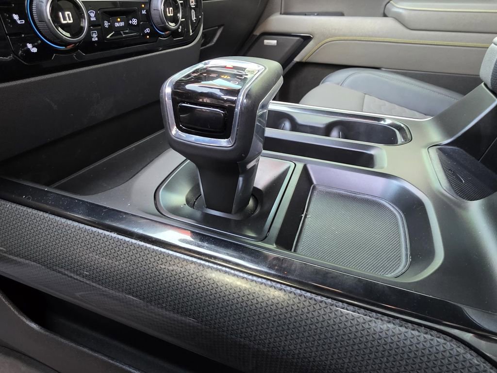 Used 2024 Chevrolet Silverado 1500 ZR2 w/ Technology Package image 34