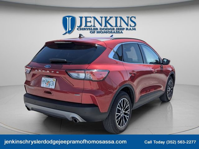 Used 2022 Ford Escape Titanium w/ Titanium Premium Package image 8