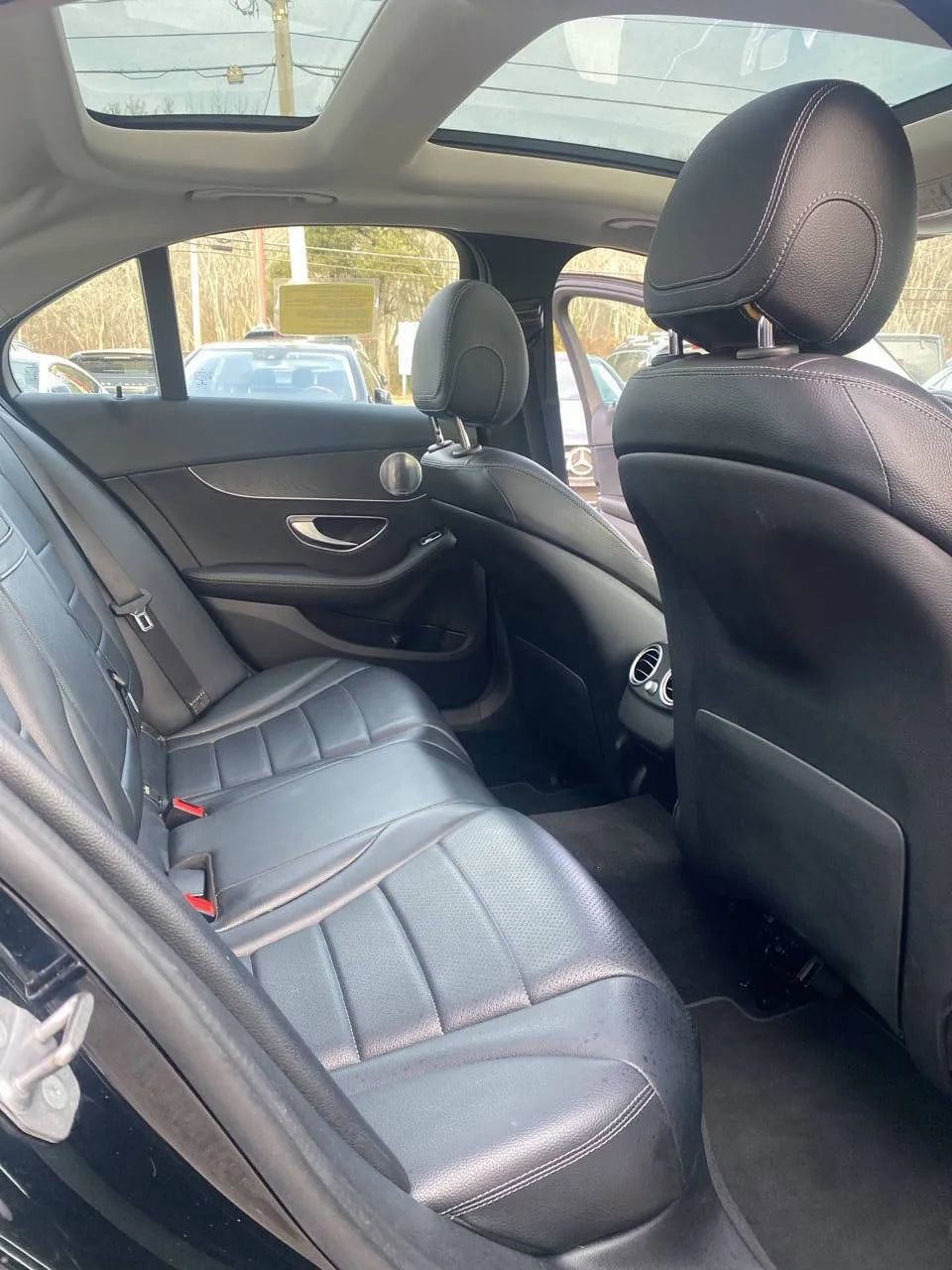 Used 2017 Mercedes-Benz C 300 4MATIC Sedan image 21