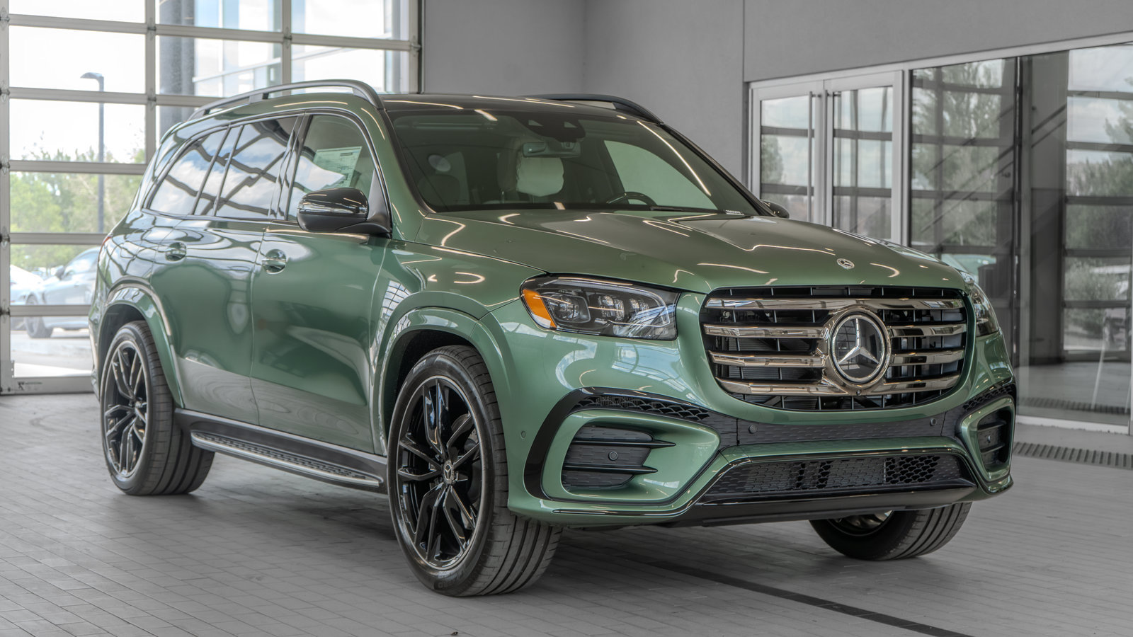 New 2026 Mercedes-Benz GLS 580 4MATIC image 21