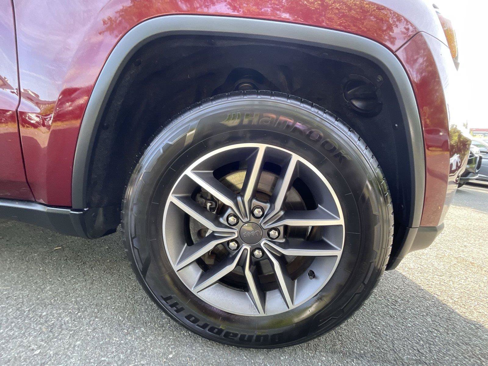 Used 2021 Jeep Grand Cherokee Limited w/ Sun & Sound Group AWD/4WD image 10