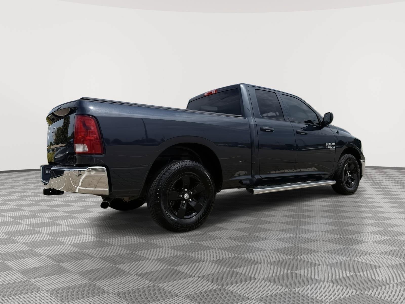 Used 2020 RAM 1500 Tradesman w/ Chrome Plus Package RWD image 6