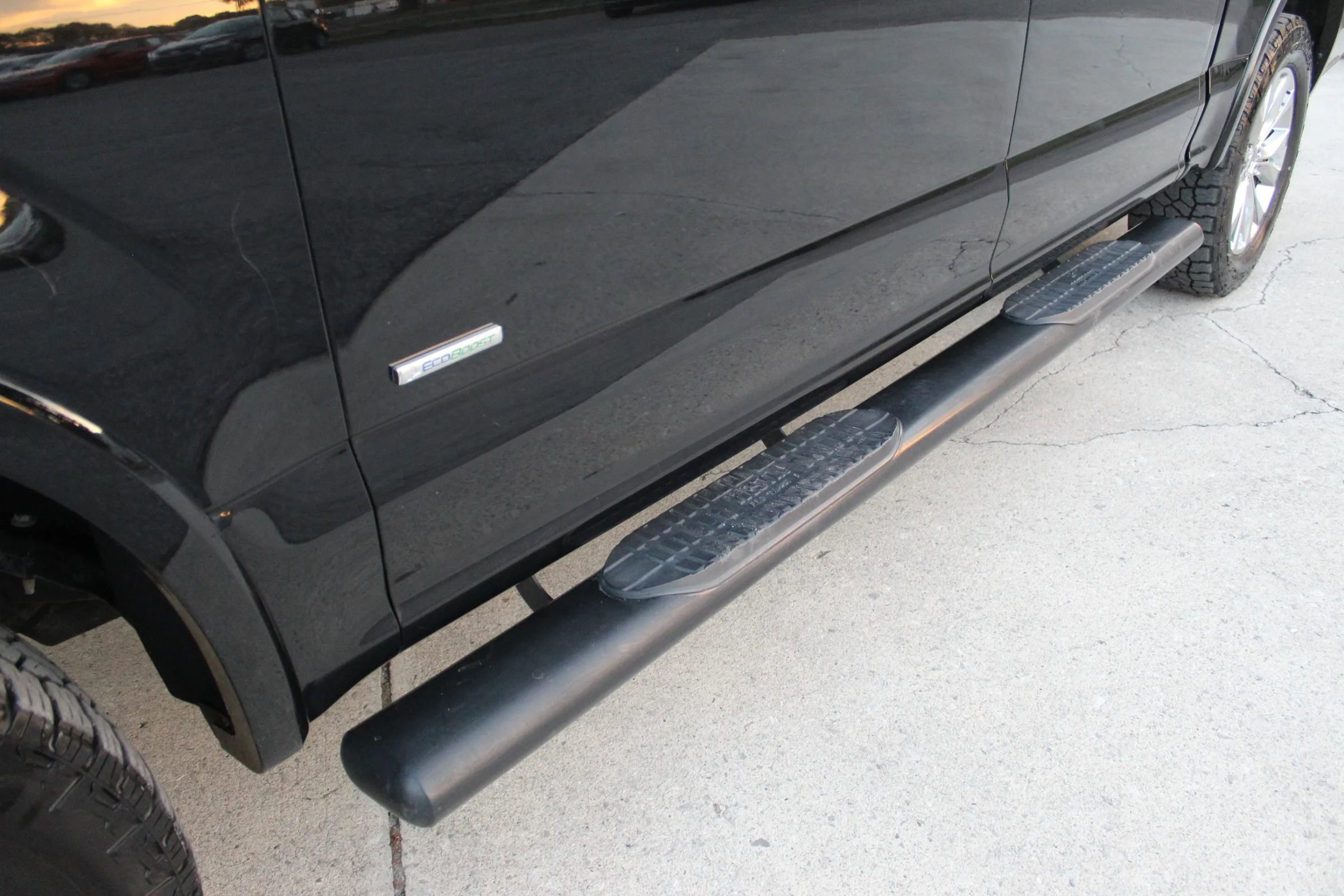 Used 2017 Ford F150 Lariat image 10