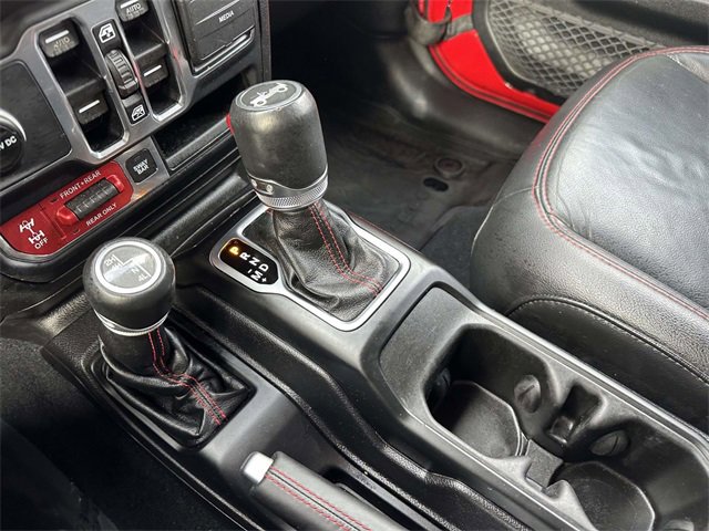 Certified 2018 Jeep Wrangler Unlimited Rubicon w/ Dual Top Group image 36