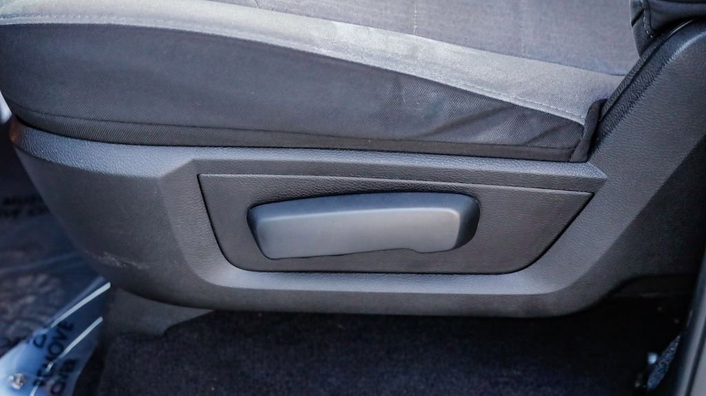 Used 2024 RAM 1500 Classic SLT image 25