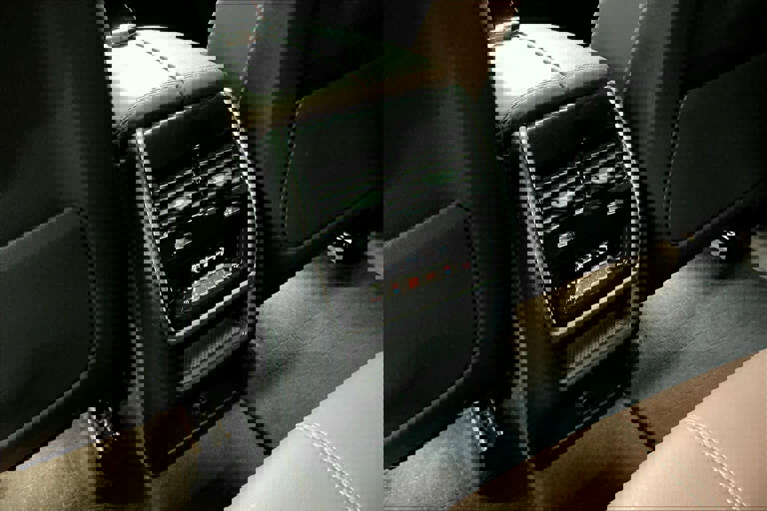 Used 2019 BMW X5 xDrive40i w/ Convenience Package image 34