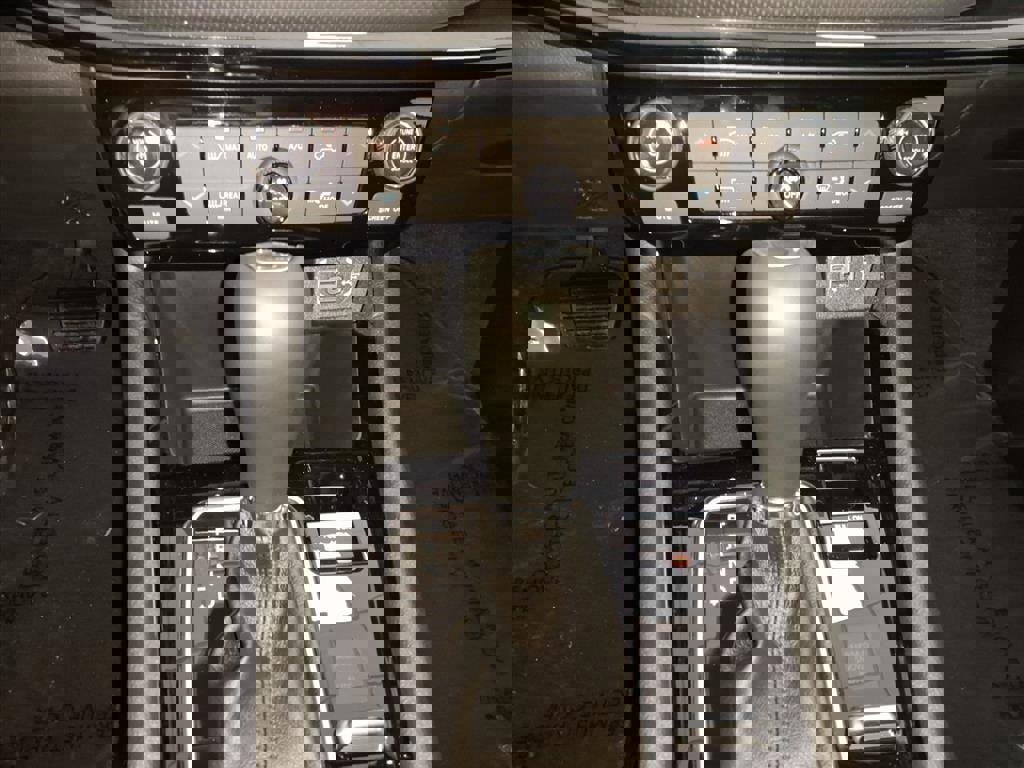 New 2026 Jeep Compass Limited image 10