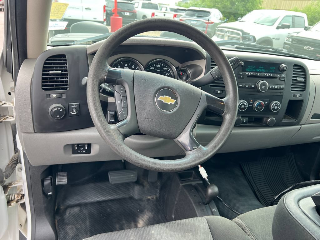 Used 2013 Chevrolet Silverado 3500 W/T w/ Snow Plow Prep Package AWD/4WD image 26