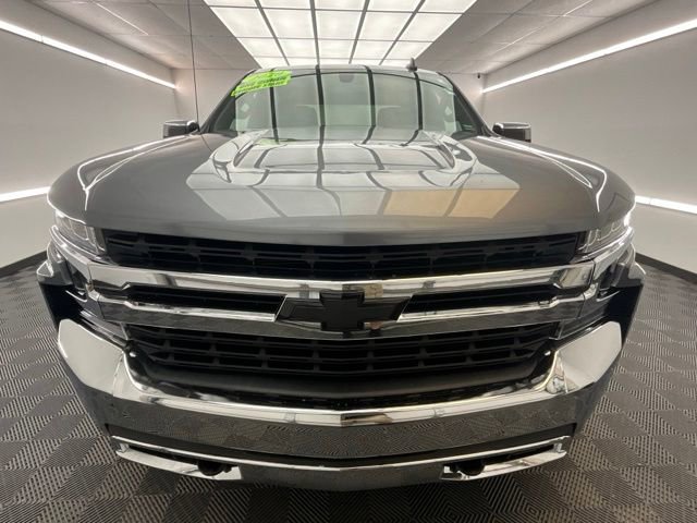 Used 2020 Chevrolet Silverado 1500 LT w/ Convenience Package AWD/4WD image 2