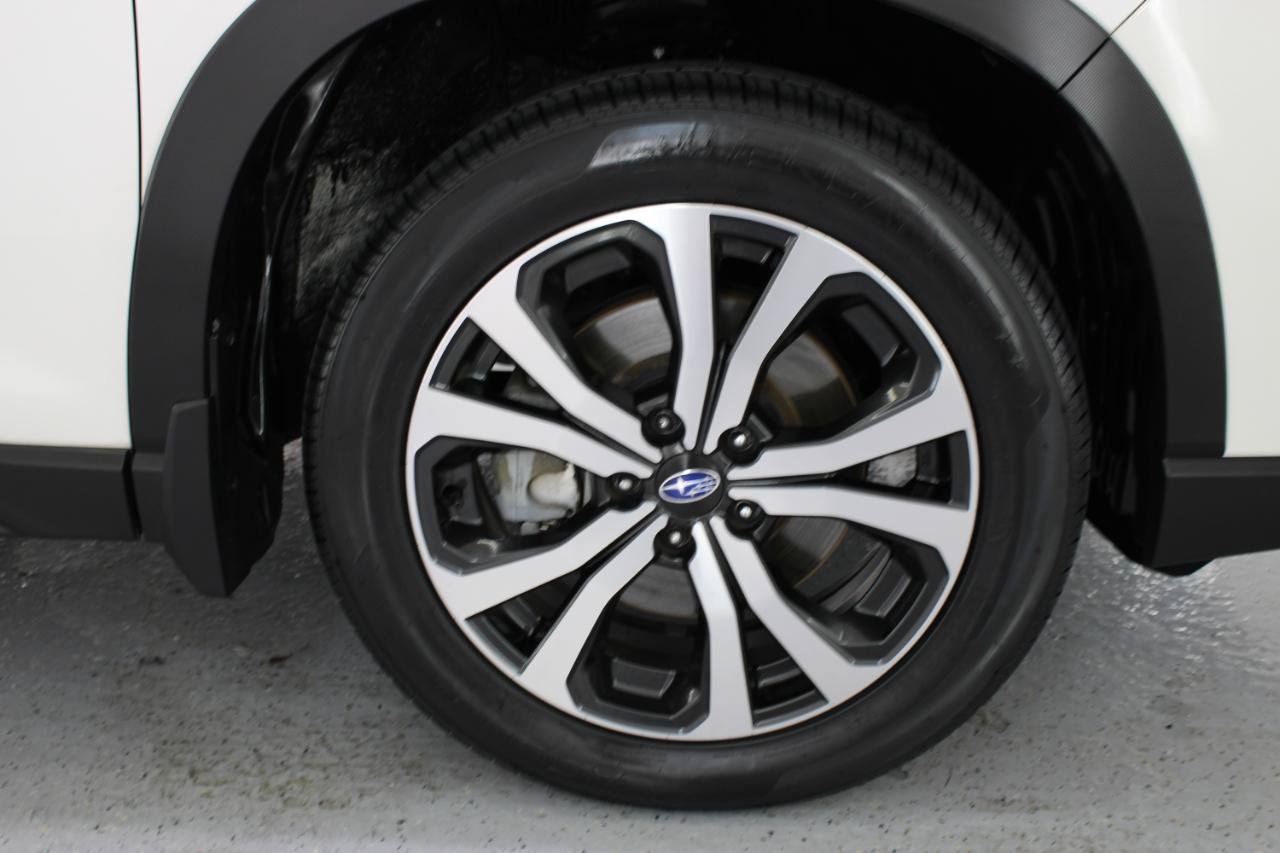 Used 2019 Subaru Forester Limited AWD/4WD image 91