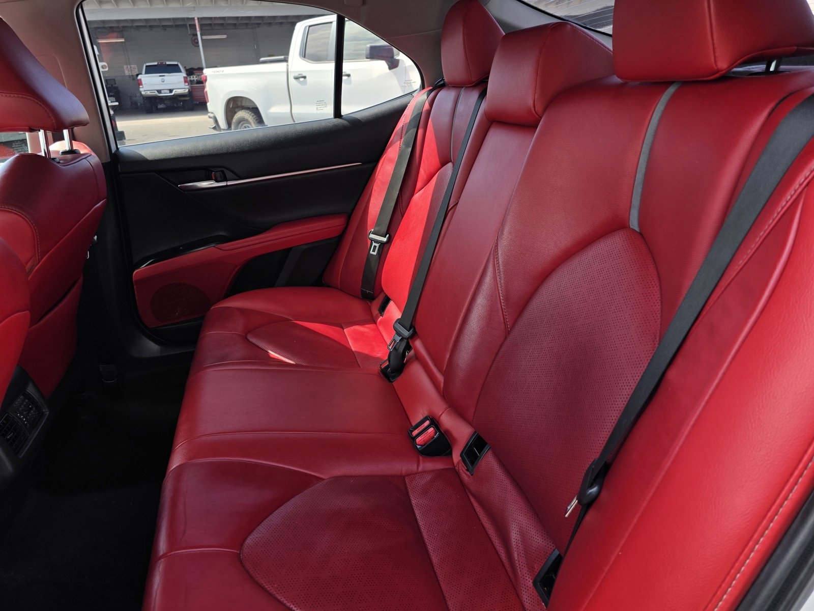 Used 2019 Toyota Camry XSE image 14