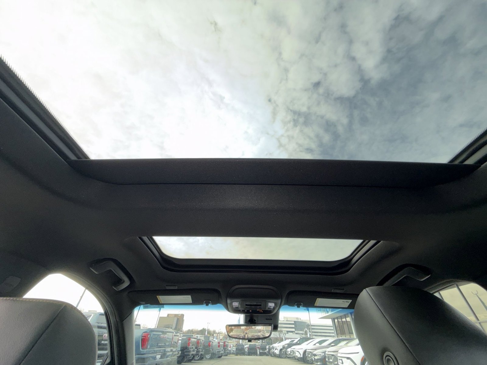 Used 2022 Cadillac CT5 V w/ Premium Package image 24