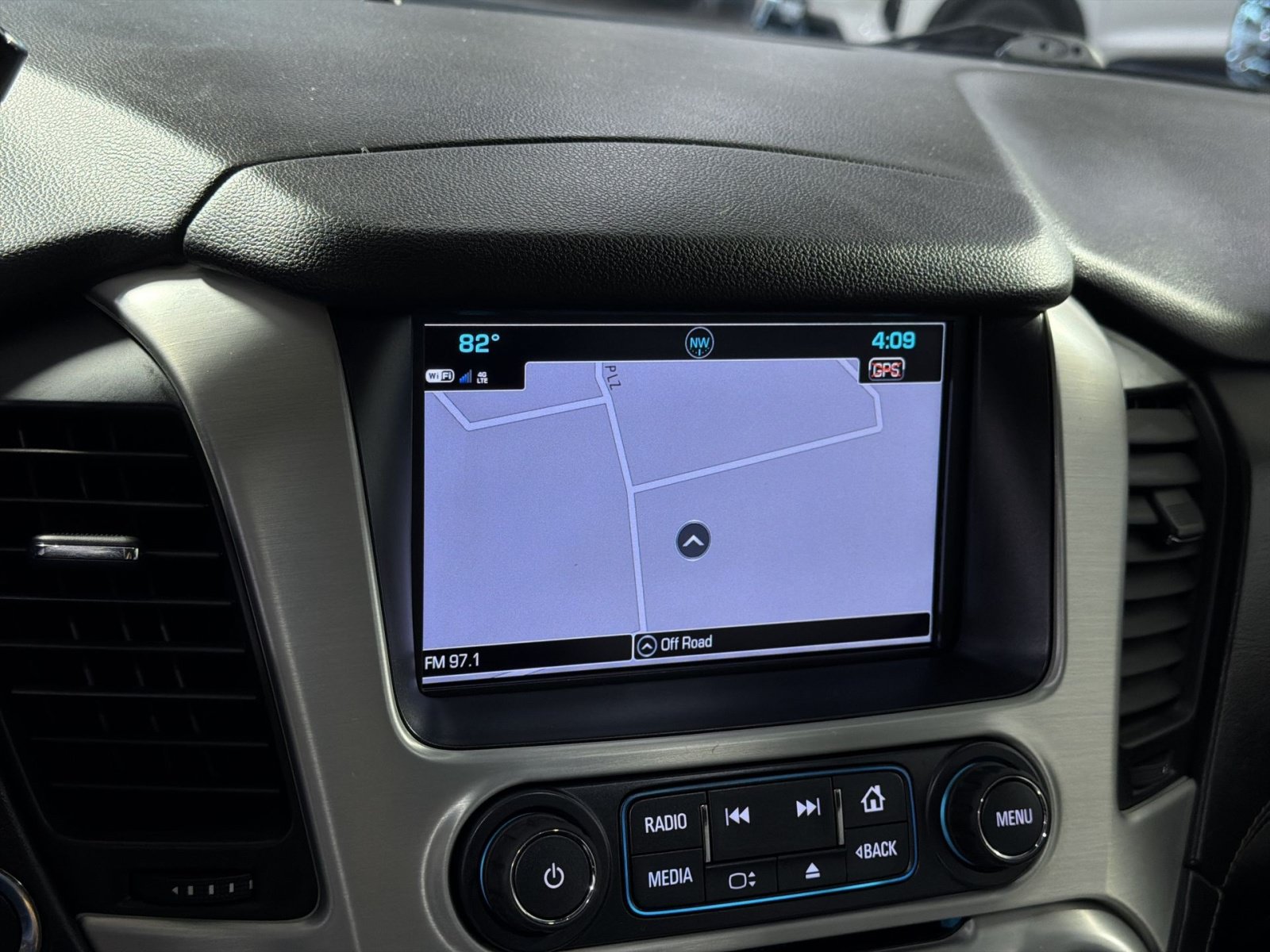 Used 2018 GMC Yukon XL SLT w/ Open Road Package AWD/4WD image 20