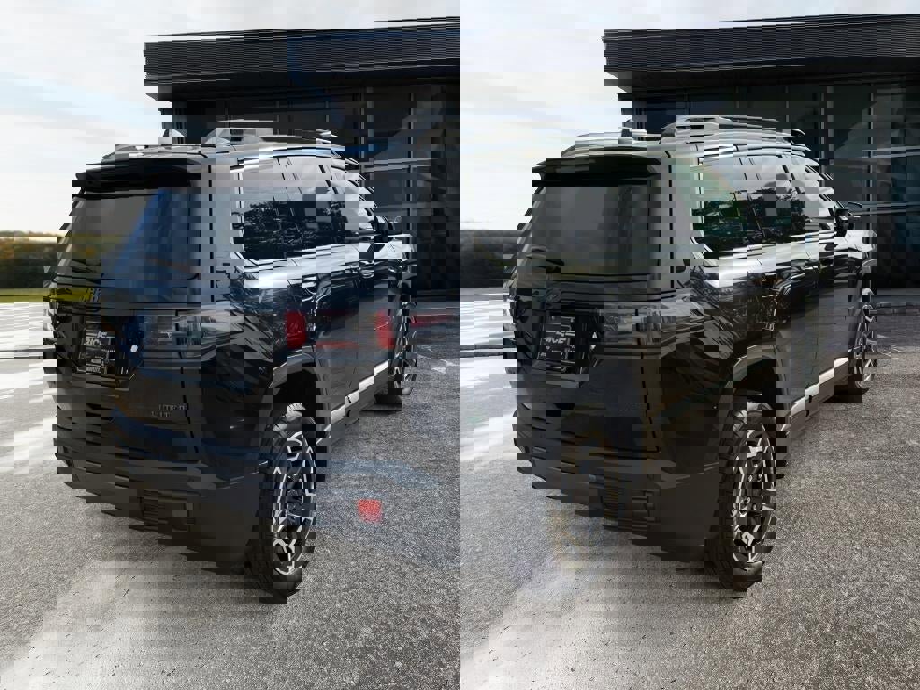 New 2026 Jeep Cherokee Limited image 7