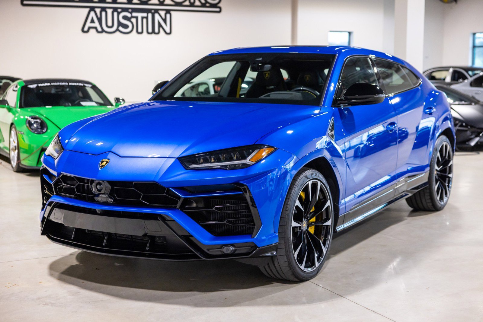 Used 2022 Lamborghini Urus image 12