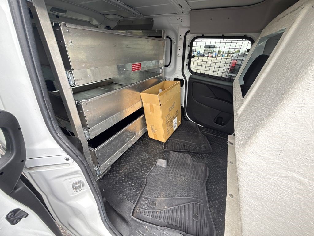 Used 2019 RAM ProMaster City Tradesman SLT FWD image 16