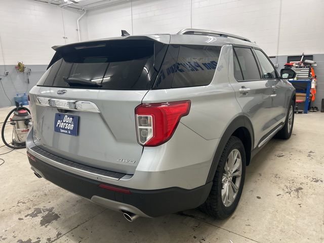 Used 2023 Ford Explorer Limited image 4
