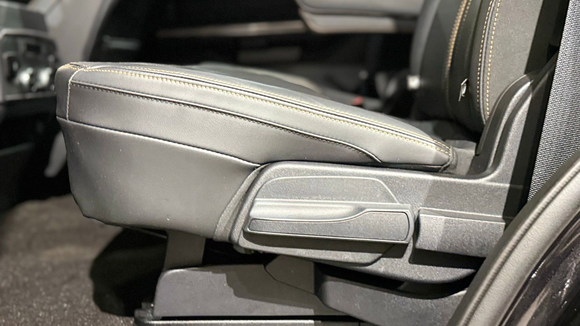 Used 2022 Ford Expedition Platinum image 43