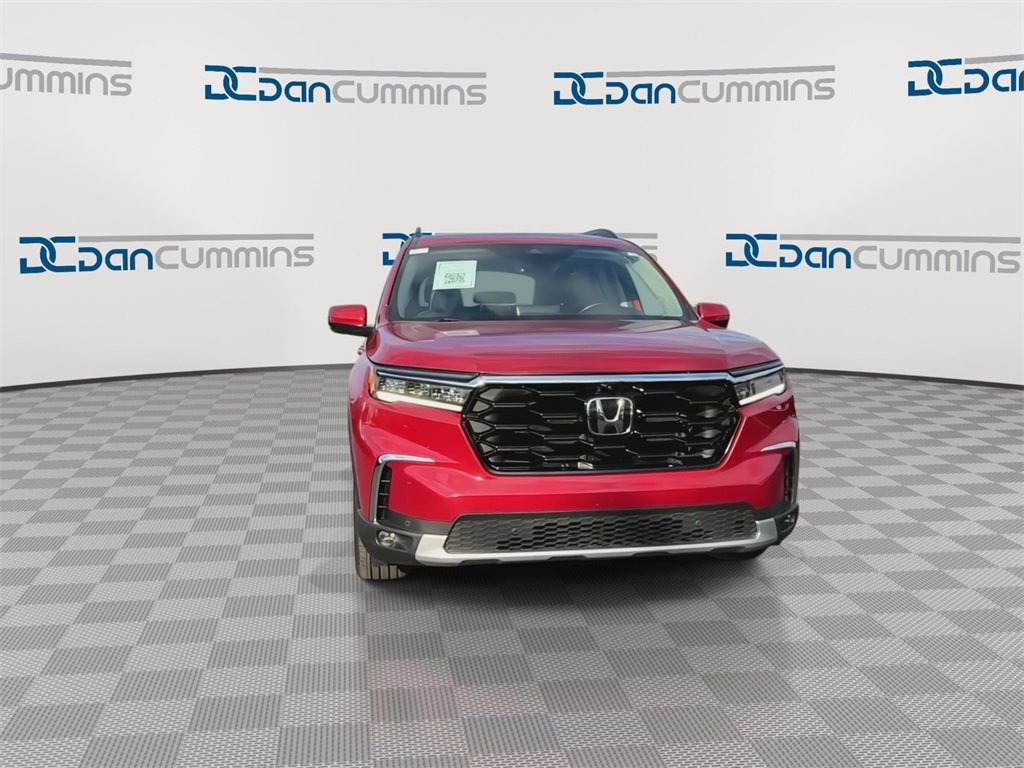 Used 2023 Honda Pilot Elite image 3