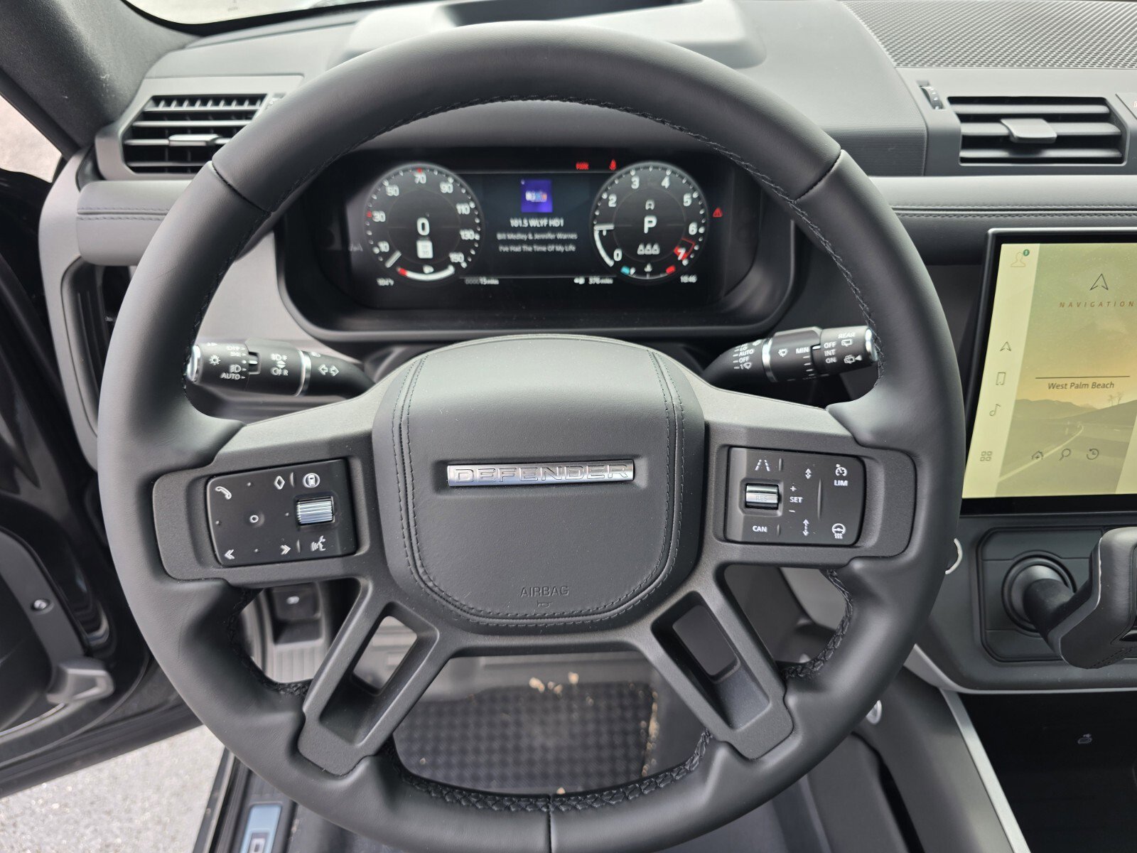 New 2026 Land Rover Defender 110 X AWD/4WD image 15